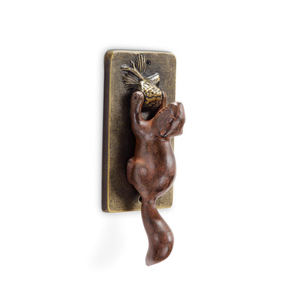 Squirrel Doorknocker