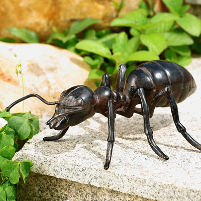 Garden Giant Ant Sculpture