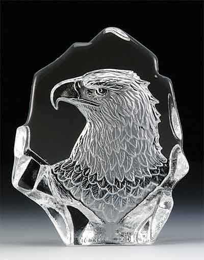 Majestic Eagle Leaded Crystal Sculpture
