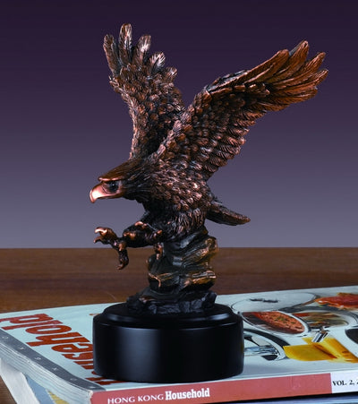 Hunting Eagle Sculpture