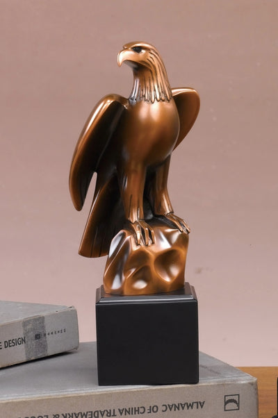 Regal Eagle Sculpture