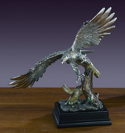 Flying Eagle Sculpture